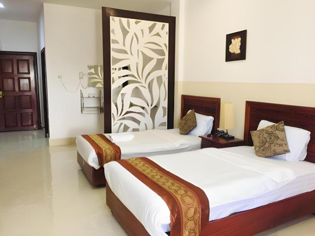 New Rose Boutique Hotel Виентиане Екстериор снимка