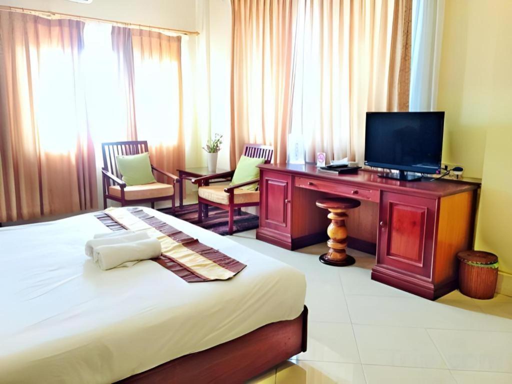 New Rose Boutique Hotel Виентиане Екстериор снимка