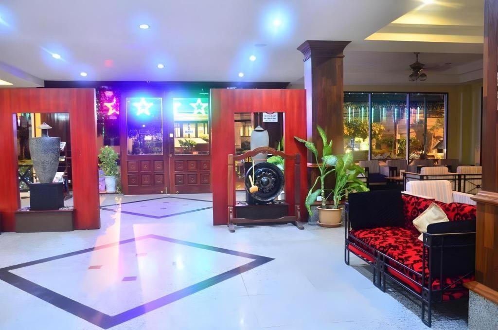 New Rose Boutique Hotel Виентиане Екстериор снимка
