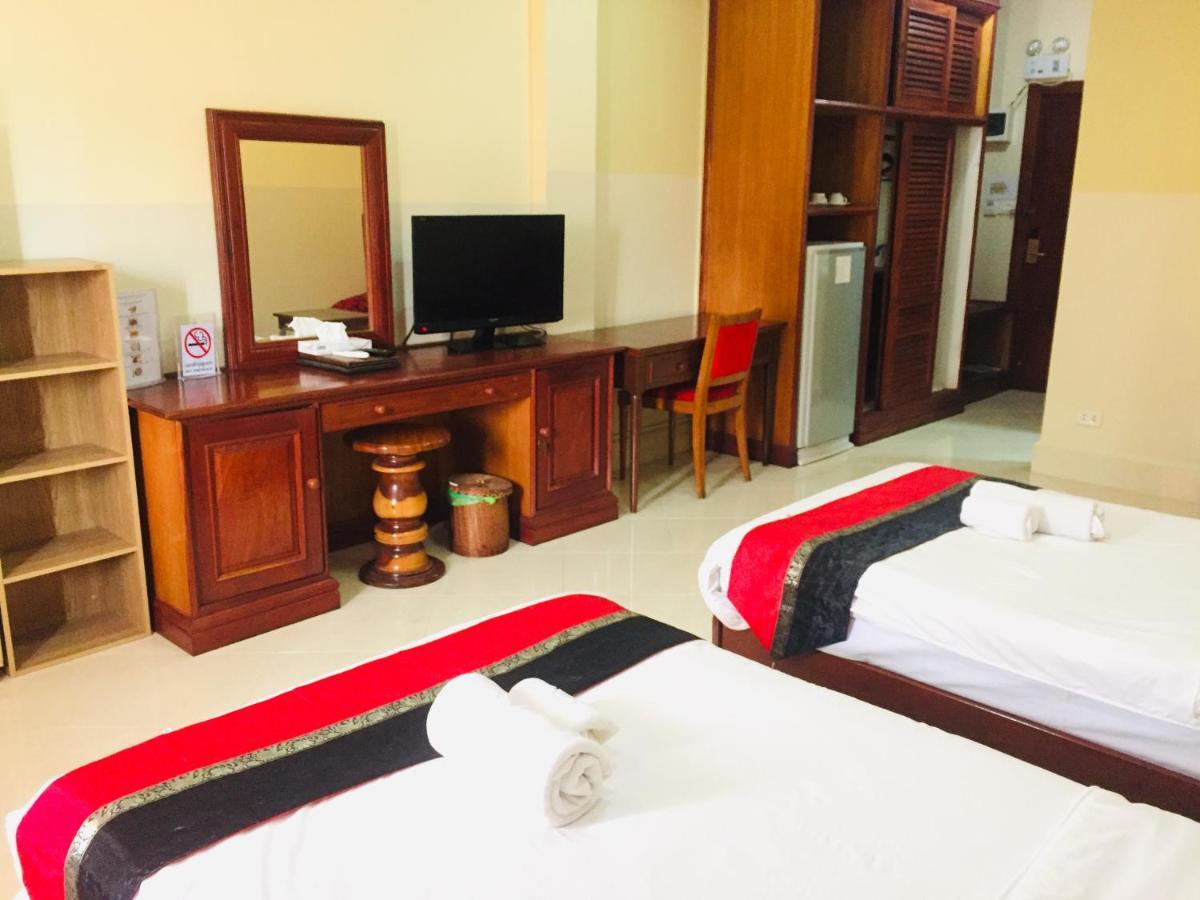 New Rose Boutique Hotel Виентиане Екстериор снимка